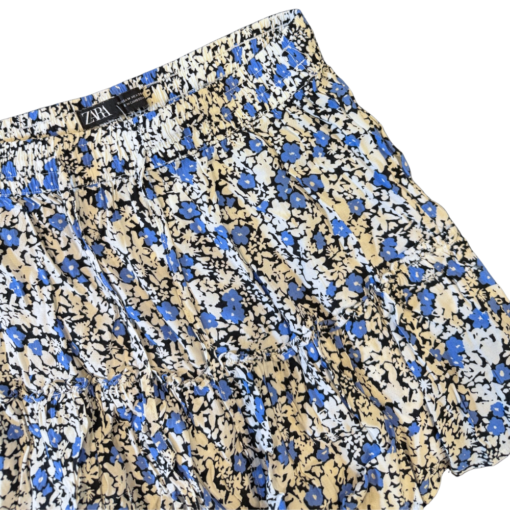 Shorts flores azules