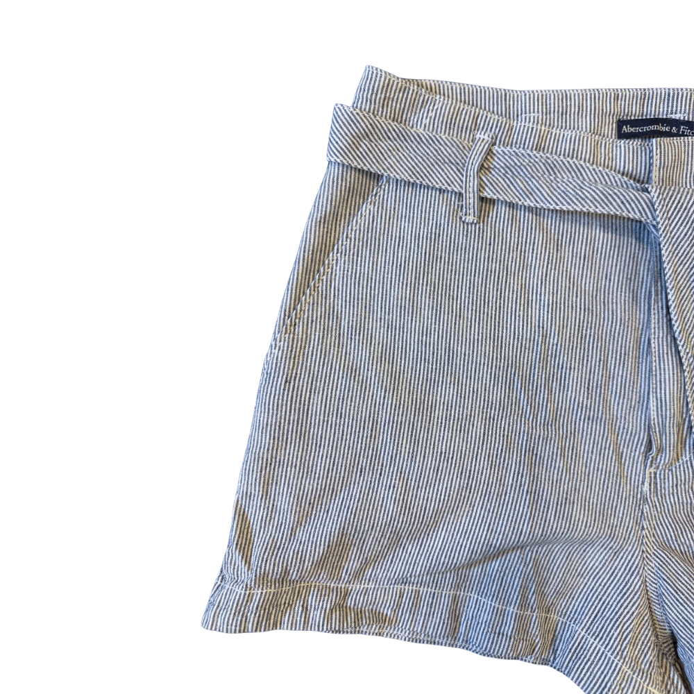 Shorts de lino rayado