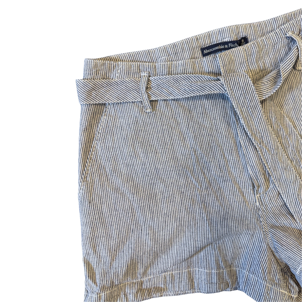 Shorts de lino rayado