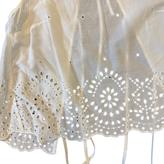 Blusa bordada de tirantes