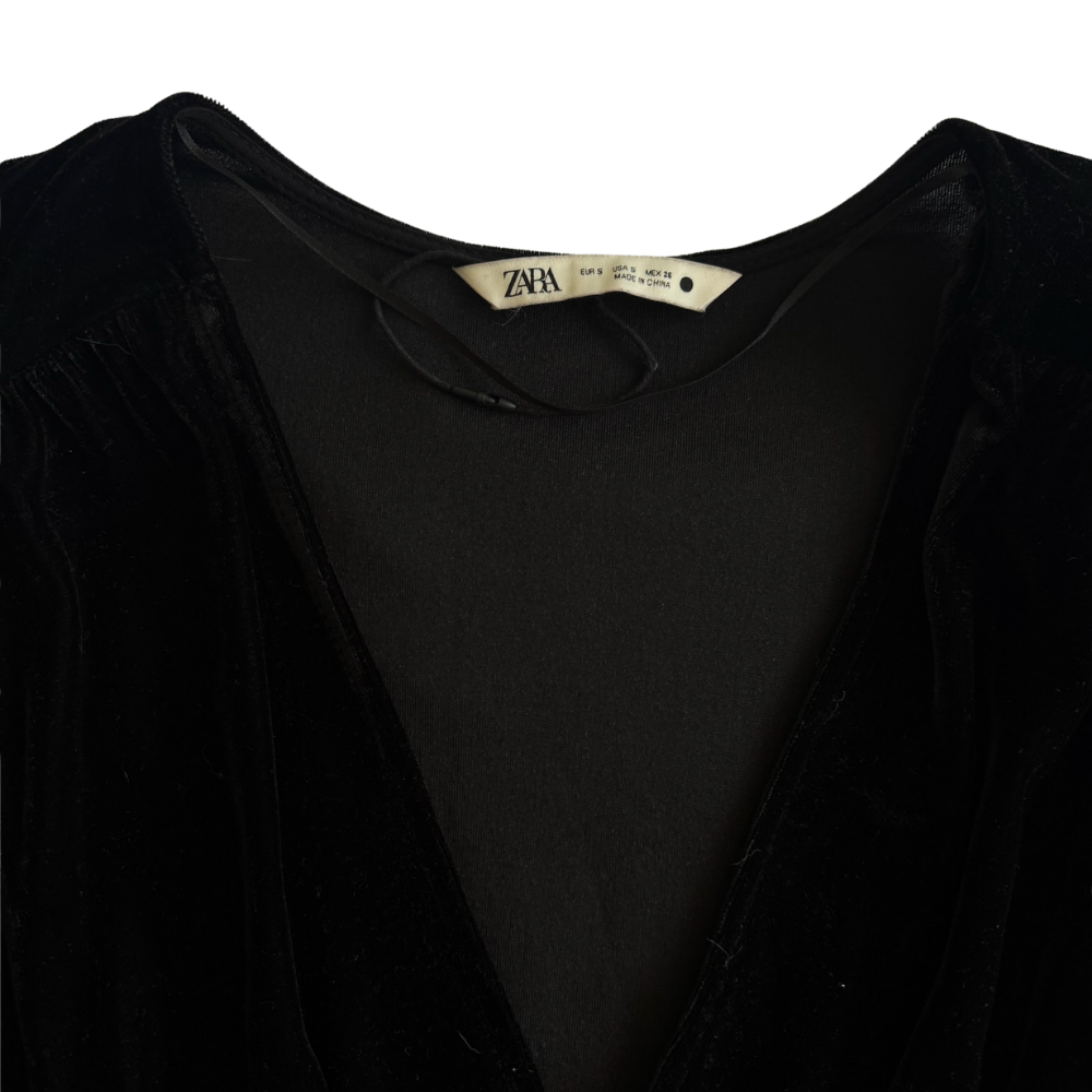 Vestido Velvet Noir