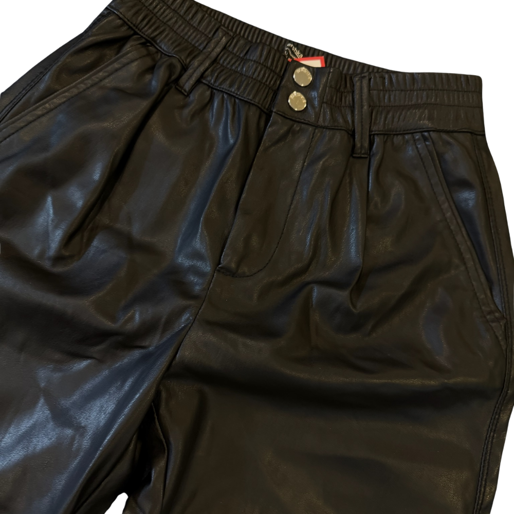 Pantalón Leather Cargo
