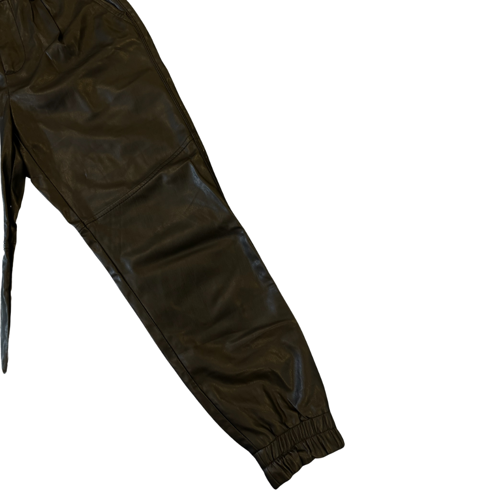 Pantalón Leather Cargo