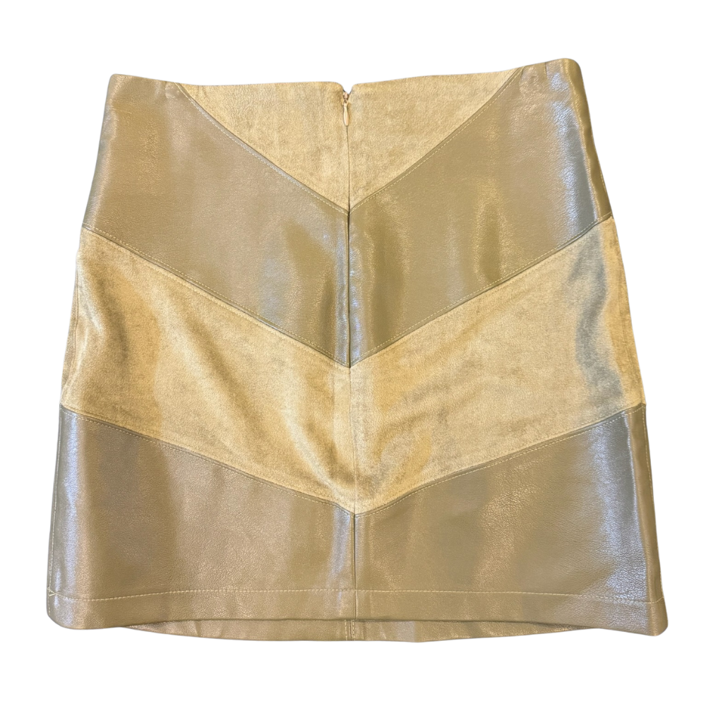 Falda verde militar