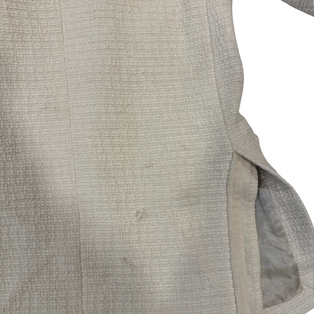 Saco beige tweed vibes