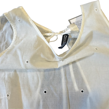 Blusa bordada de tirantes