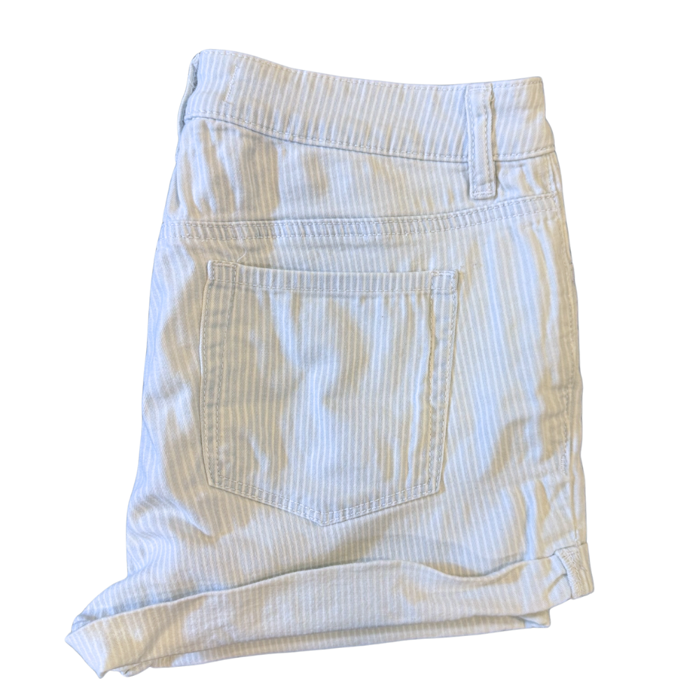 Shorts Rayas Azul Claro