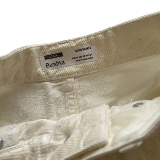 Shorts Blancos BSK