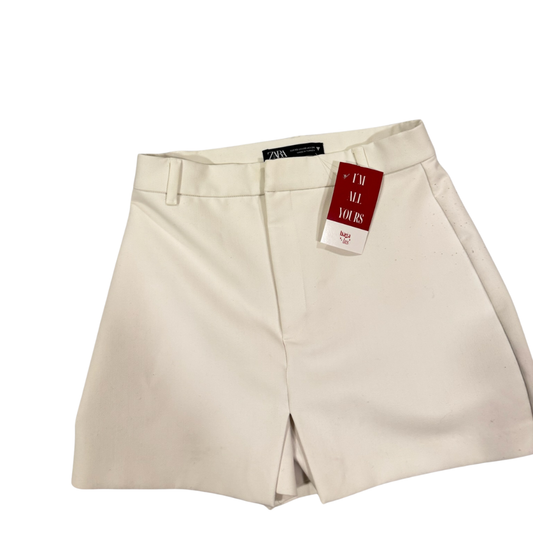 Short sastre blanco