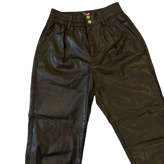 Pantalón Leather Cargo
