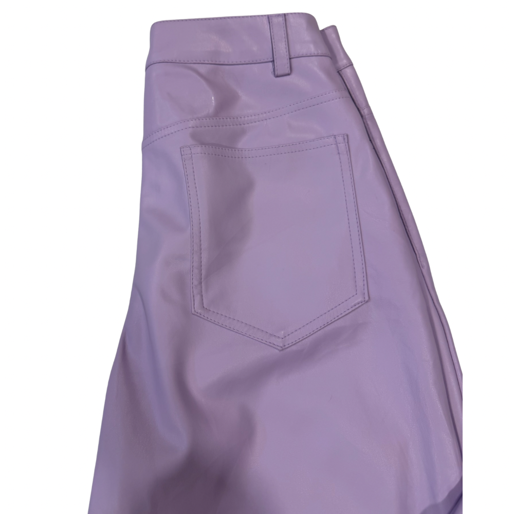 Pantalón violeta