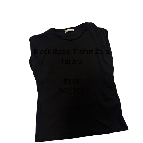 Black Basic T-shirt Zara