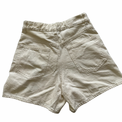 Shorts Blancos BSK